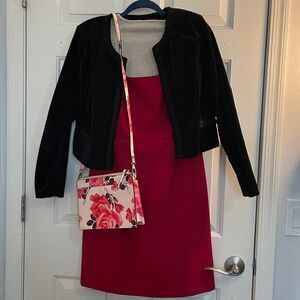 CUPCAKES & CASHMERE SQUARE NECK MIDI DRESS